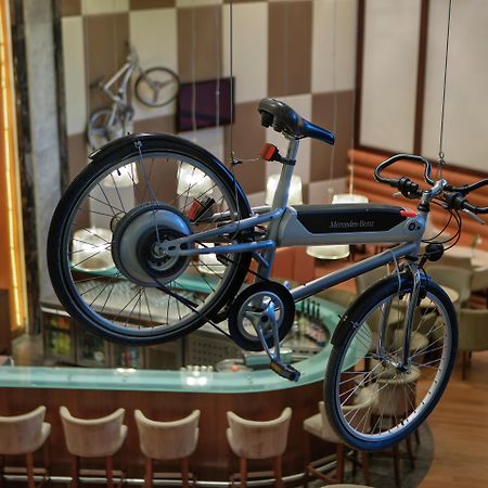 Blue Side Only Adult 16 Hotel Екстериор снимка