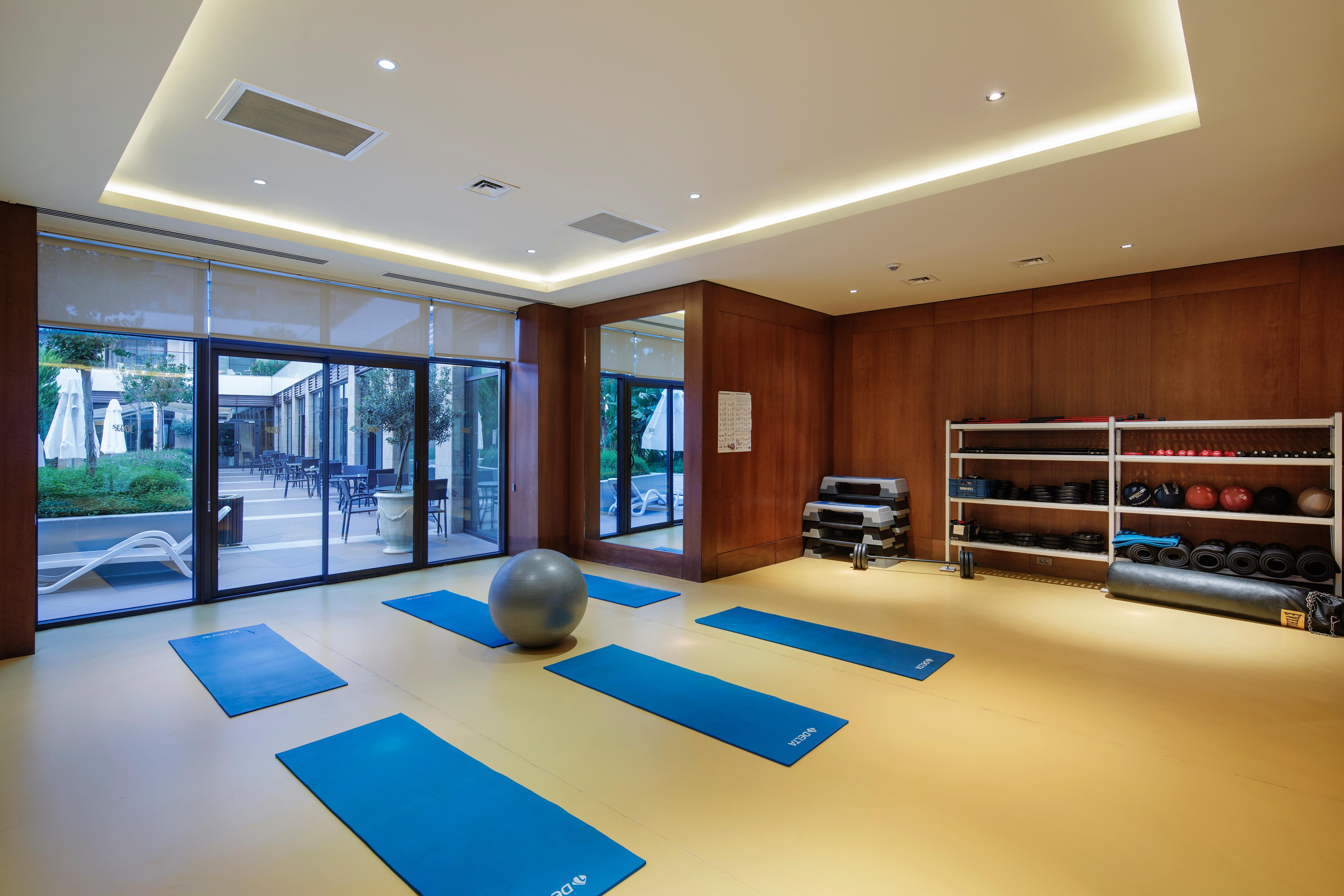 Blue Side Only Adult 16 Hotel Екстериор снимка